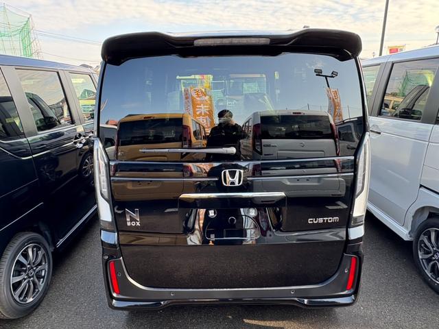 Ｎ－ＢＯＸカスタム ベースグレード　届出済未使用車　衝突軽減ブレーキ　片側電動スライドドア　アダプティブクルーズコントロール　ステアリングスイッチ　シートヒーター　電子パーキングブレーキ　ブレーキホールド（11枚目）