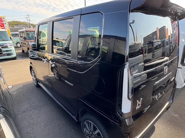 Ｎ－ＢＯＸカスタム ベースグレード　届出済未使用車　衝突軽減ブレーキ　片側電動スライドドア　アダプティブクルーズコントロール　ステアリングスイッチ　シートヒーター　電子パーキングブレーキ　ブレーキホールド（12枚目）