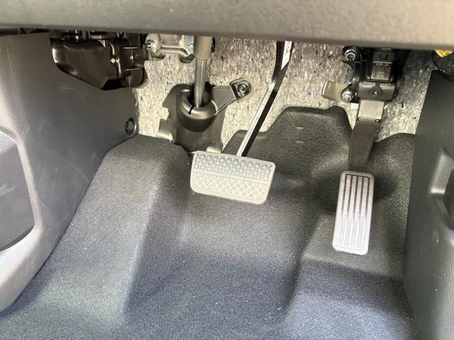 Ｎ－ＢＯＸカスタム ベースグレード　届出済未使用車　衝突軽減ブレーキ　片側電動スライドドア　アダプティブクルーズコントロール　ステアリングスイッチ　シートヒーター　電子パーキングブレーキ　ブレーキホールド（50枚目）