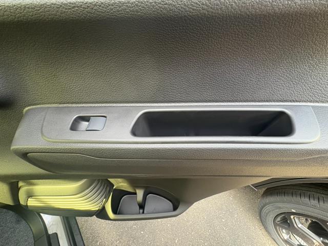 ハスラー タフワイルド　届出済未使用車　衝突軽減ブレーキ　クルーズコントロール　コーナーセンサー　シートヒーター　純正アルミホイール（19枚目）