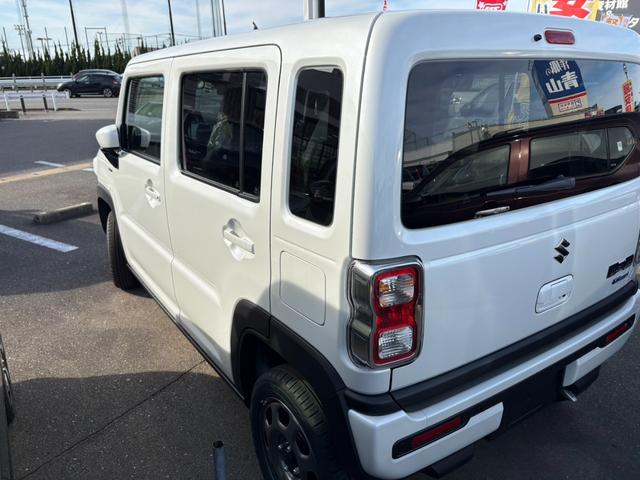 ハスラー ハイブリッドＧ　届出済未使用車　衝突軽減ブレーキ　クルーズコントロール　コーナーセンサー　ステアリングスイッチ　キーフリー　オートエアコン（12枚目）