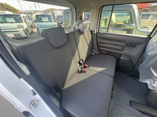 ハスラー ハイブリッドＧ　届出済未使用車　衝突軽減ブレーキ　クルーズコントロール　コーナーセンサー　ステアリングスイッチ　キーフリー　オートエアコン（17枚目）