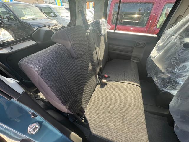 ハスラー ハイブリッドＧ　届出済未使用車　衝突軽減ブレーキ　クルーズコントロール　コーナーセンサー　ステアリングスイッチ　キーフリー　オートエアコン（17枚目）