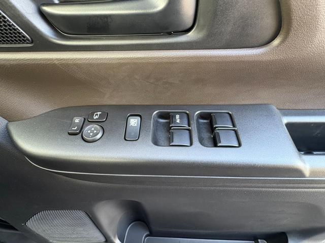 スペーシア ハイブリッドＧ　衝突軽減ブレーキ　両側スライドドア　ステアリングスイッチ　キーフリー　オートエアコン（47枚目）