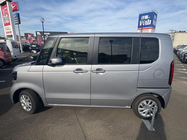 Ｎ－ＢＯＸ ベースグレード　衝突軽減ブレーキ　片側電動スライドドア　アダプティブクルーズコントロール　ステアリングスイッチ　シートヒーター　電子パーキングブレーキ　ブレーキホールド（13枚目）