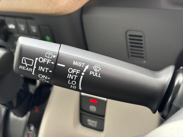 Ｎ－ＢＯＸ ベースグレード　衝突軽減ブレーキ　片側電動スライドドア　アダプティブクルーズコントロール　ステアリングスイッチ　シートヒーター　電子パーキングブレーキ　ブレーキホールド（28枚目）