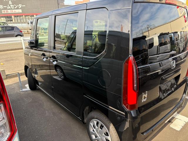 Ｎ－ＢＯＸ ベースグレード　衝突軽減ブレーキ　片側電動スライドドア　アダプティブクルーズコントロール　ステアリングスイッチ　シートヒーター　電子パーキングブレーキ　ブレーキホールド（13枚目）