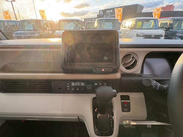 Ｎ－ＢＯＸ ベースグレード　１月３日販売開始　衝突軽減ブレーキ　片側電動スライドドア　アダプティブクルーズコントロール　ステアリングスイッチ　シートヒーター　電子パーキングブレーキ　ブレーキホールド（31枚目）