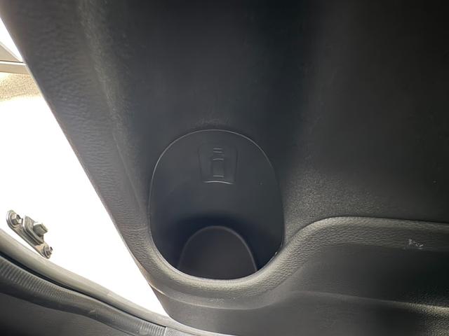 スペーシア ハイブリッドＧ　１月５日限定販売　届出済未使用車　衝突軽減ブレーキ　両側スライドドア　ステアリングスイッチ　キーフリー　オートエアコン（20枚目）