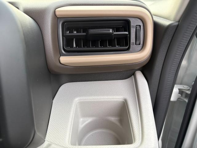 スペーシア ハイブリッドＧ　１月５日限定販売　届出済未使用車　衝突軽減ブレーキ　両側スライドドア　ステアリングスイッチ　キーフリー　オートエアコン（45枚目）