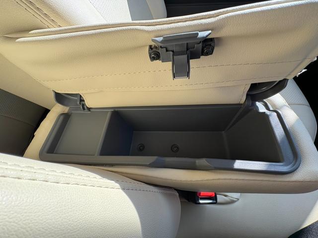 タント Ｘ　ディスプレイオーディオ　カープレイ　ＤＶＤ再生　バックカメラ　衝突軽減ブレーキ　両側電動スライドドア　シートヒーター　電子パーキングブレーキ　ブレーキホールド　キーフリー　オートエアコン（50枚目）