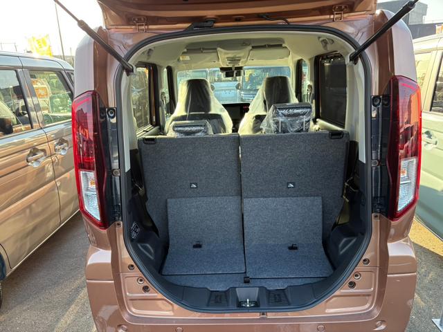 スペーシア ハイブリッドＸ　届出済み未使用車　衝突軽減ブレーキ　両側電動スライドドア　スリムサーキュレーター　キーフリー　オートエアコン　シートヒーター（13枚目）
