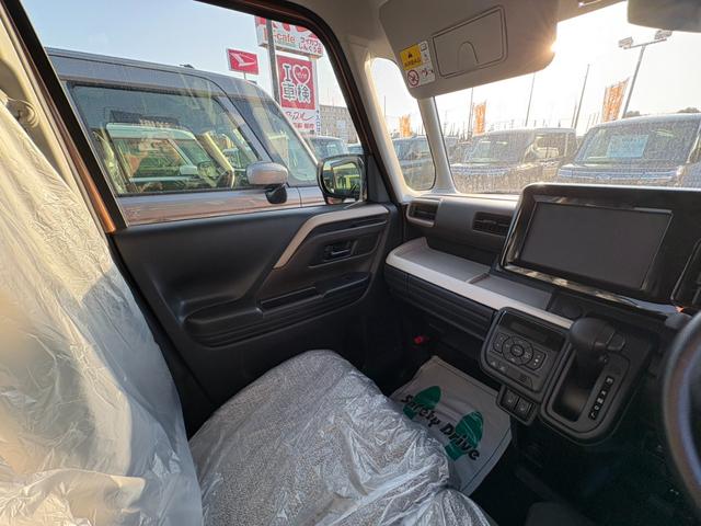 スペーシア ハイブリッドＸ　届出済み未使用車　衝突軽減ブレーキ　両側電動スライドドア　スリムサーキュレーター　キーフリー　オートエアコン　シートヒーター（39枚目）