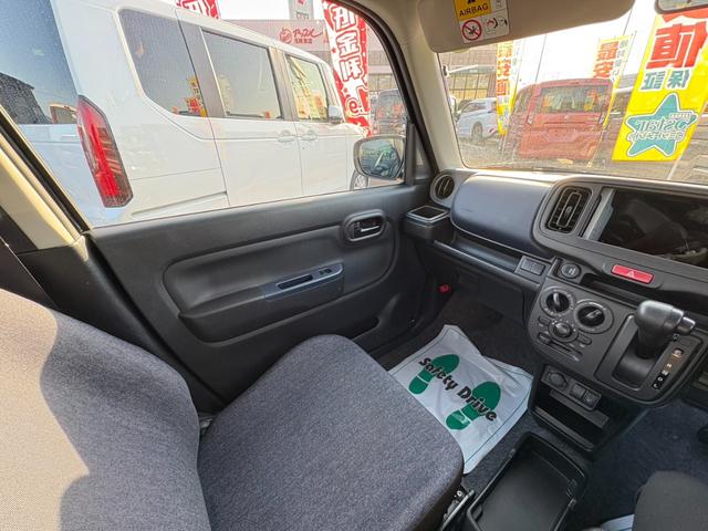 �y×�J�t�F�̃R���{���[�V�����I�e��\�t�g�h�����N��҂����ăR�[�q�[�A�}���X���[�X�C�[�c�ȂǃJ�t�F�����̂����p�Ƃ��Ă̖��͂��\���ł��B�m���J�t�F�C���h�����N�����p�ӂ��Ă���܂��I