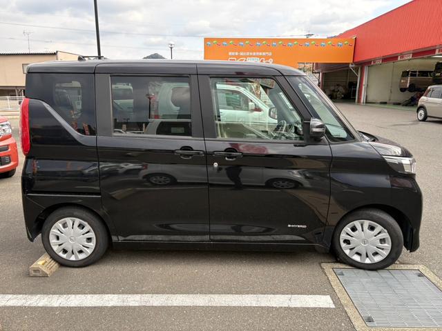 ルークス Ｘ　社外ナビ　Ｂｌｕｅｔｏｏｔｈ　アラウンドビューモニター　片側電動スライドドア　キーレス　衝突軽減システム　アイドリングストップ　オートライト（10枚目）