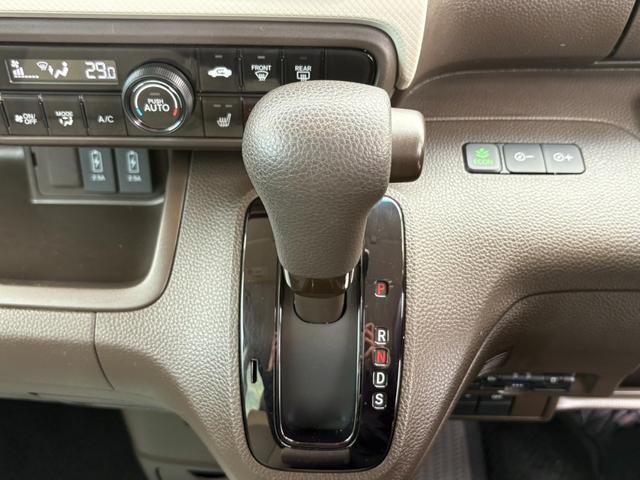 Ｎ－ＢＯＸ Ｌ　ナビ　ＥＴＣ　ドライブレコーダー　フロアマット　スマートキー＆プッシュスタート　両側スライド片側電動　パワーステアリング　　衝突安全ボディ（41枚目）