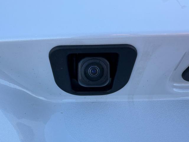 ムーヴキャンバス 　衝突軽減ブレーキ　両側電動スライドドア　シートヒーター　ＬＥＤヘッドライト　電子パーキングブレーキ　ブレーキホールド　ステアリングスイッチ　キーフリー　オートエアコン（16枚目）