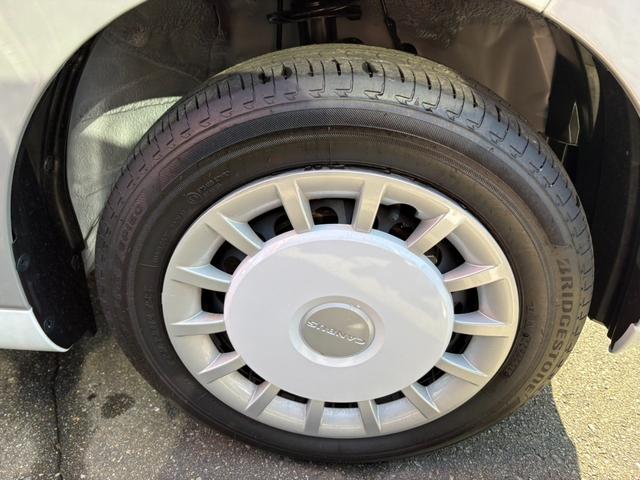 ムーヴキャンバス 　衝突軽減ブレーキ　両側電動スライドドア　シートヒーター　ＬＥＤヘッドライト　電子パーキングブレーキ　ブレーキホールド　ステアリングスイッチ　キーフリー　オートエアコン（50枚目）