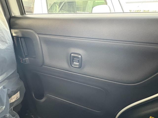 スペーシア ハイブリッドＧ　届出済未使用車　衝突軽減ブレーキ　両側スライドドア　ステアリングスイッチ　キーフリー　オートエアコン（19枚目）