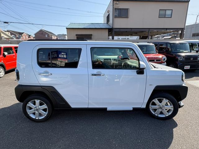 タフト Ｇ　クロムベンチャー　衝突軽減ブレーキ　ブレーキホールド　電子パーキングブレーキ　コーナーセンサー　ガラスルーフ　シートヒーター　バックカメラ　ステアリングスイッチ（10枚目）