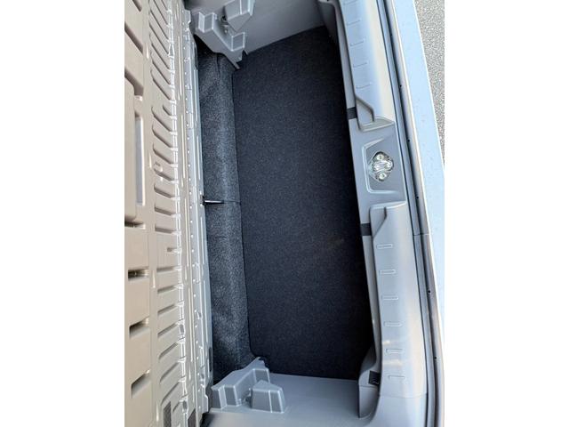 タフト Ｇ　クロムベンチャー　衝突軽減ブレーキ　ブレーキホールド　電子パーキングブレーキ　コーナーセンサー　ガラスルーフ　シートヒーター　バックカメラ　ステアリングスイッチ（17枚目）