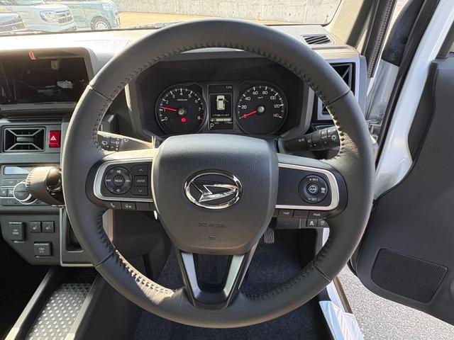 タフト Ｇ　クロムベンチャー　衝突軽減ブレーキ　ブレーキホールド　電子パーキングブレーキ　コーナーセンサー　ガラスルーフ　シートヒーター　バックカメラ　ステアリングスイッチ（25枚目）