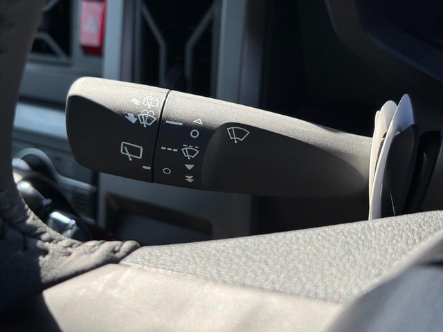 タフト Ｇ　クロムベンチャー　衝突軽減ブレーキ　ブレーキホールド　電子パーキングブレーキ　コーナーセンサー　ガラスルーフ　シートヒーター　バックカメラ　ステアリングスイッチ（29枚目）