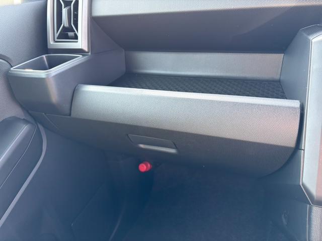 タフト Ｇ　クロムベンチャー　衝突軽減ブレーキ　ブレーキホールド　電子パーキングブレーキ　コーナーセンサー　ガラスルーフ　シートヒーター　バックカメラ　ステアリングスイッチ（42枚目）