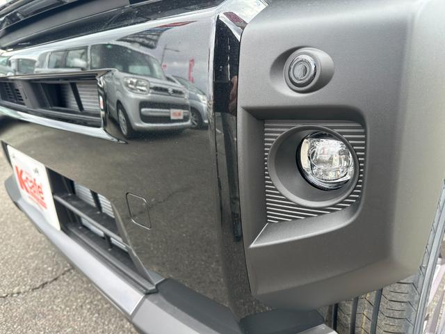 タフト Ｇ　ダーククロムベンチャー　衝突被害軽減ブレーキ　車線逸脱防止装置　スマートキー　クリアランスソナー　アイドリングストップ　ＡＣＣ　ＥＣＳ　シートヒーター　ＬＥＤヘッドライト（17枚目）