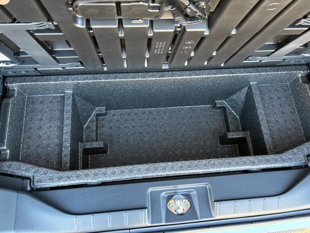 タント Ｘ　届出済未使用車　衝突軽減ブレーキ　片側電動スライドドア　ピラーレス　キーフリー　オートエアコン（20枚目）