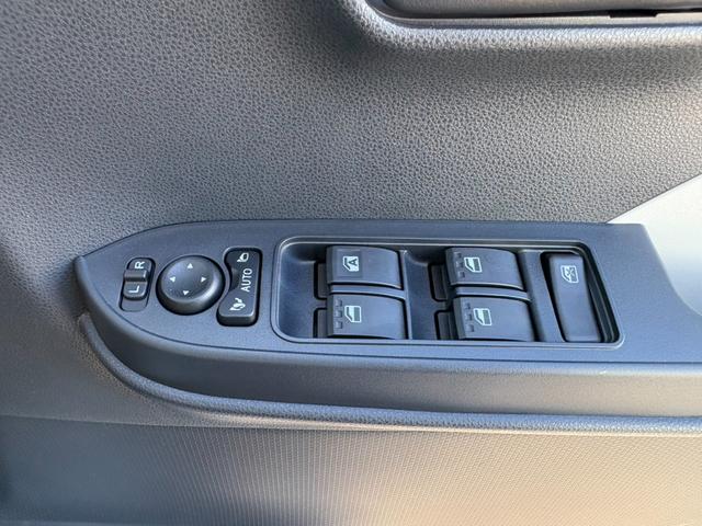 タント Ｘ　届出済未使用車　衝突軽減ブレーキ　片側電動スライドドア　ピラーレス　キーフリー　オートエアコン（46枚目）