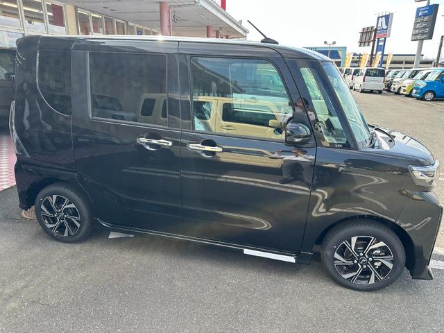 タント カスタムＸ　登録済未使用車　両側電動スライドドア　プッシュスタート　アイドリングストップ　ロールサンシェード　オートエアコン　シートヒーター　リヤワイパー（10枚目）