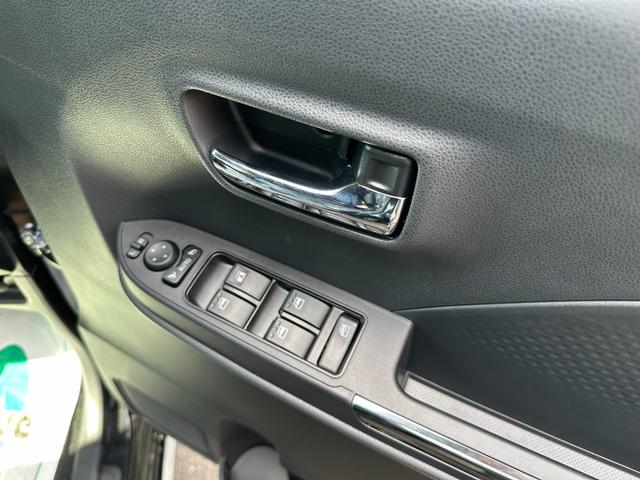 タント カスタムＸ　登録済未使用車　両側電動スライドドア　プッシュスタート　アイドリングストップ　ロールサンシェード　オートエアコン　シートヒーター　リヤワイパー（23枚目）