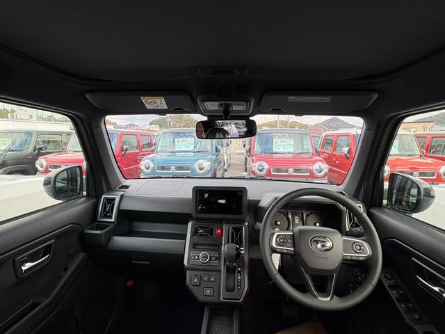 タフト Ｇ　ダーククロムベンチャー　届出済未使用車　衝突軽減ブレーキ　電子パーキングブレーキ　ブレーキホールド機能　ガラスルーフ　純正アルミホイール（23枚目）