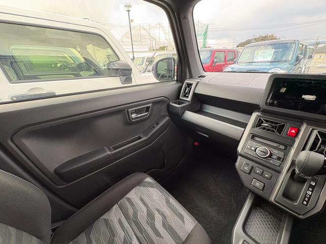 タフト Ｇ　ダーククロムベンチャー　届出済未使用車　衝突軽減ブレーキ　電子パーキングブレーキ　ブレーキホールド機能　ガラスルーフ　純正アルミホイール（41枚目）