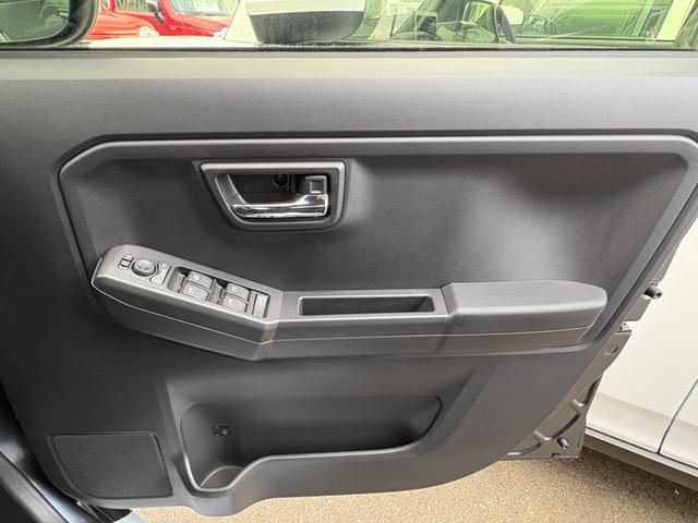 タフト Ｇ　ダーククロムベンチャー　届出済未使用車　衝突軽減ブレーキ　電子パーキングブレーキ　ブレーキホールド機能　ガラスルーフ　純正アルミホイール（50枚目）