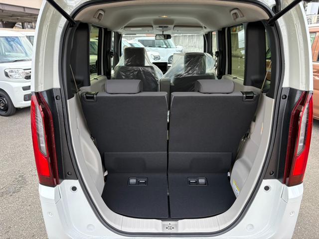 Ｎ－ＢＯＸ ベースグレード　届出済未使用車　衝突軽減ブレーキ　アダプティブクルーズコントロール　片側電動スライドドア　電子パーキング　ブレーキホールド　シートヒーター　キーフリー　オートエアコン（15枚目）