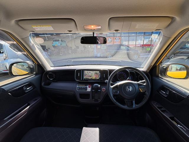 Ｎ－ＯＮＥ プレミアム・Ｌパッケージ　フルセグナビ　Ｂｌｕｅｔｏｏｔｈ　ＣＤ／ＤＶＤ再生　ＥＴＣ　バックカメラ　オートライト（22枚目）