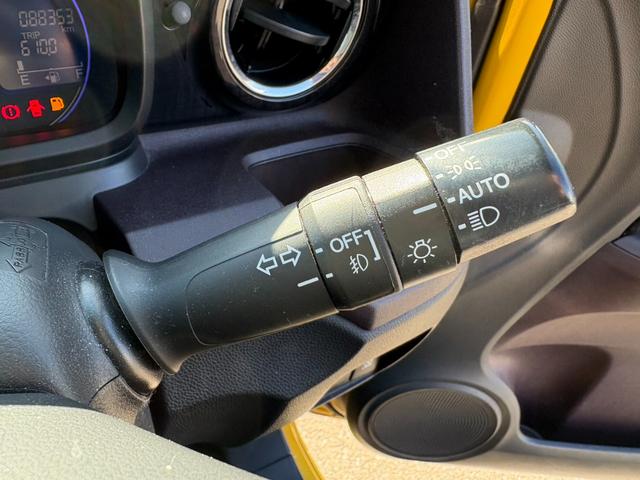 Ｎ－ＯＮＥ プレミアム・Ｌパッケージ　フルセグナビ　Ｂｌｕｅｔｏｏｔｈ　ＣＤ／ＤＶＤ再生　ＥＴＣ　バックカメラ　オートライト（26枚目）