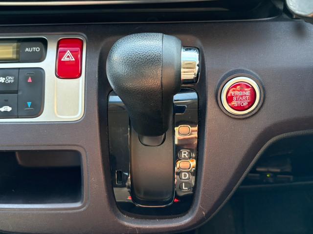 Ｎ－ＯＮＥ プレミアム・Ｌパッケージ　フルセグナビ　Ｂｌｕｅｔｏｏｔｈ　ＣＤ／ＤＶＤ再生　ＥＴＣ　バックカメラ　オートライト（36枚目）