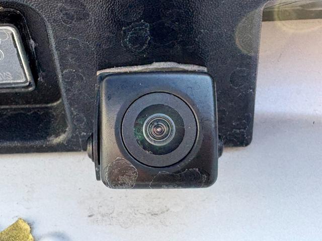 セレナ ハイウェイスターＶ　社外ナビ　ワンセグＴＶ　ＥＴＣ　バックカメラ　Ｂｌｕｅｔｏｏｔｈ　両側電動スライドドア　オートライト　ＬＥＤライト　衝突軽減システム　盗難防止システム　３列シート（15枚目）