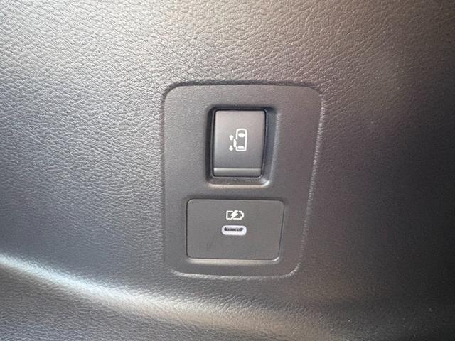 セレナ ハイウェイスターＶ　社外ナビ　ワンセグＴＶ　ＥＴＣ　バックカメラ　Ｂｌｕｅｔｏｏｔｈ　両側電動スライドドア　オートライト　ＬＥＤライト　衝突軽減システム　盗難防止システム　３列シート（20枚目）