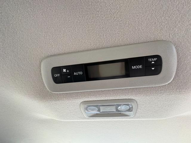 セレナ ハイウェイスターＶ　社外ナビ　ワンセグＴＶ　ＥＴＣ　バックカメラ　Ｂｌｕｅｔｏｏｔｈ　両側電動スライドドア　オートライト　ＬＥＤライト　衝突軽減システム　盗難防止システム　３列シート（24枚目）