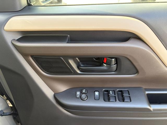 スペーシア ハイブリッドＧ　届出済未使用車　全方位モニター　衝突軽減ブレーキ　両側スライドドア　ステアリングスイッチ　キーフリー　オートエアコン（21枚目）