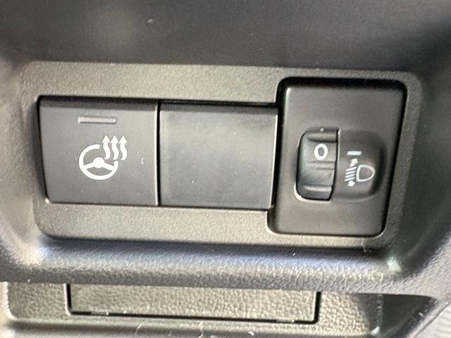 スペーシアカスタム ハイブリッドＸＳ　届出済未使用　両側電動スライドドア　電子パーキングブレーキ　ブレーキホールド機能　シートヒーター　衝突軽減システム　盗難防止システム（32枚目）