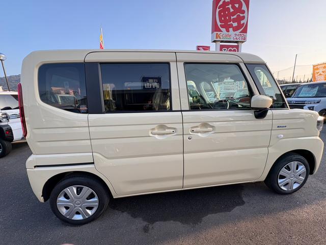 スペーシア ハイブリッドＸ　届出済未使用車　衝突軽減ブレーキ　両側電動スライドドア　スリムサーキュレーター　キーフリー　オートエアコン　シートヒーター（10枚目）