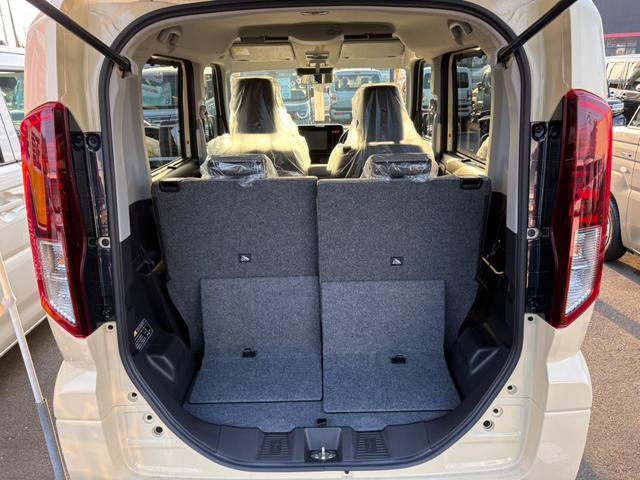 スペーシア ハイブリッドＸ　届出済未使用車　衝突軽減ブレーキ　両側電動スライドドア　スリムサーキュレーター　キーフリー　オートエアコン　シートヒーター（14枚目）