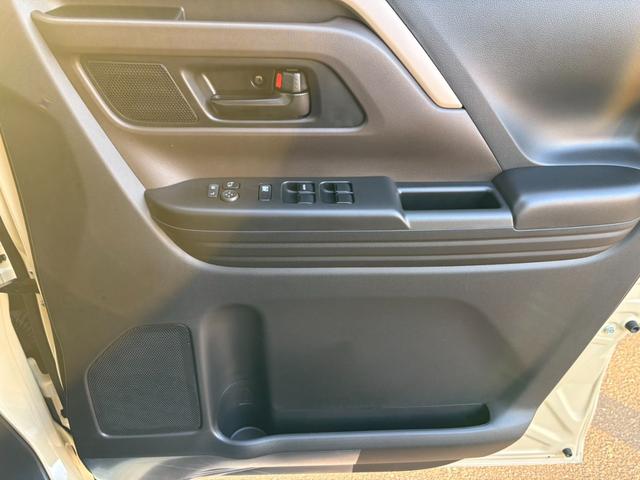 スペーシア ハイブリッドＸ　届出済未使用車　衝突軽減ブレーキ　両側電動スライドドア　スリムサーキュレーター　キーフリー　オートエアコン　シートヒーター（45枚目）