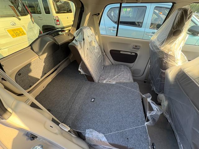 アルトラパンＬＣ ハイブリッドＸ　届出済未使用　衝突軽減システム　盗難防止システム　オートライト　オートエアコン　シートヒーター（17枚目）