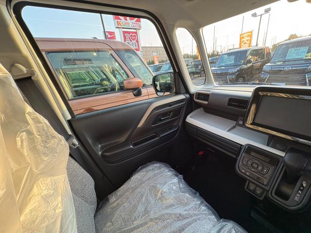 スペーシア ハイブリッドＸ　届出済未使用車　衝突軽減ブレーキ　両側電動スライドドア　スリムサーキュレーター　キーフリー　オートエアコン　シートヒーター（38枚目）